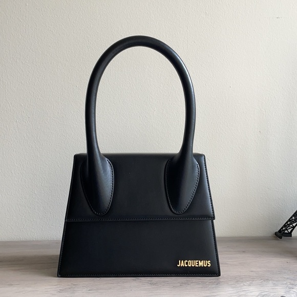 Jacquemus Handbags - Jacquemus 'Le Grand Chiquito' Bag
